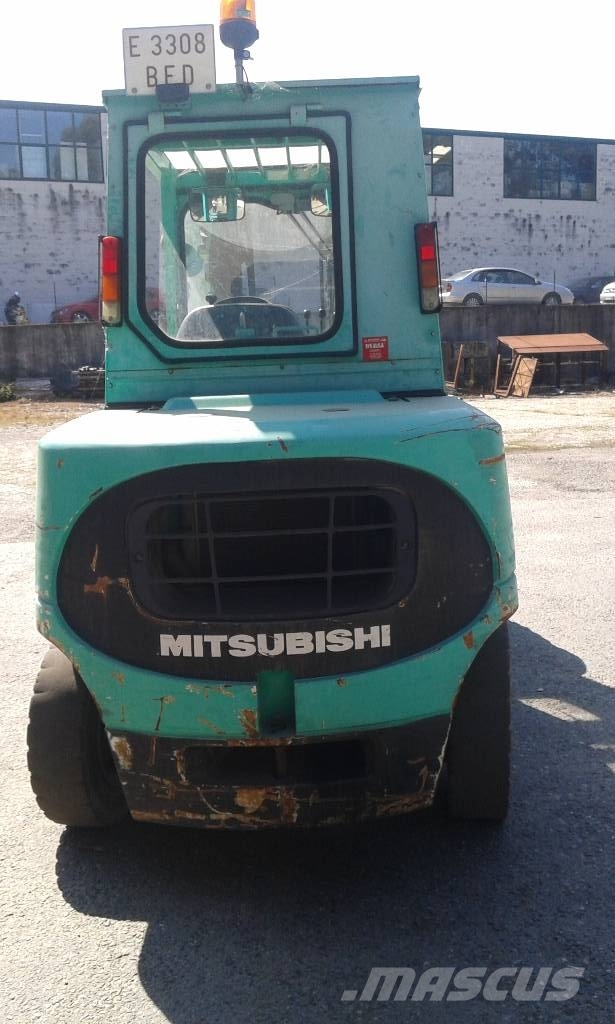 Mitsubishi FD45K2 Dizelski viličarji