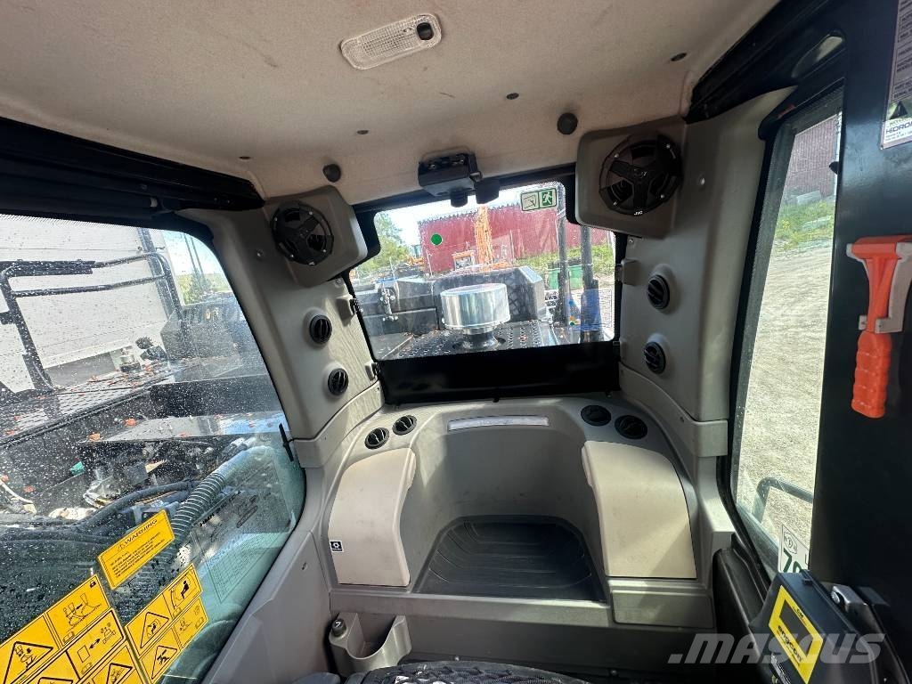 Hidromek 310LC-4F Bandgrävare