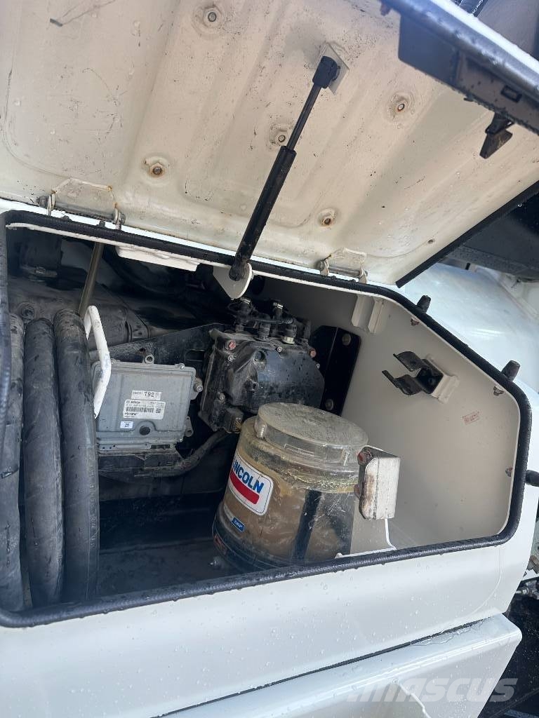 Hidromek 310LC-4F Bandgrävare