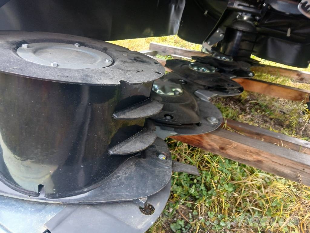 Massey Ferguson DM265 TL V Keskiripustus niittokone جزازات
