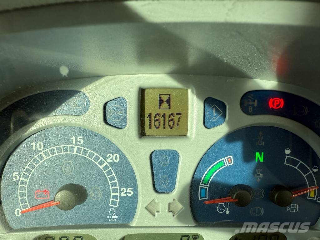 New Holland T7.270 - 4 Hydraulics / Good Working Condition Traktorer