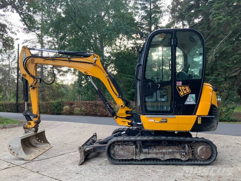 JCB 8026 CTS Mini bagri <7t