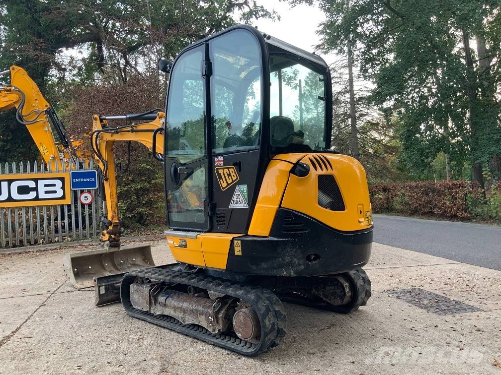 JCB 8026 CTS Mini bagri <7t