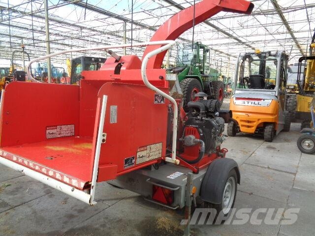 Vermeer BC600XL 碎木機