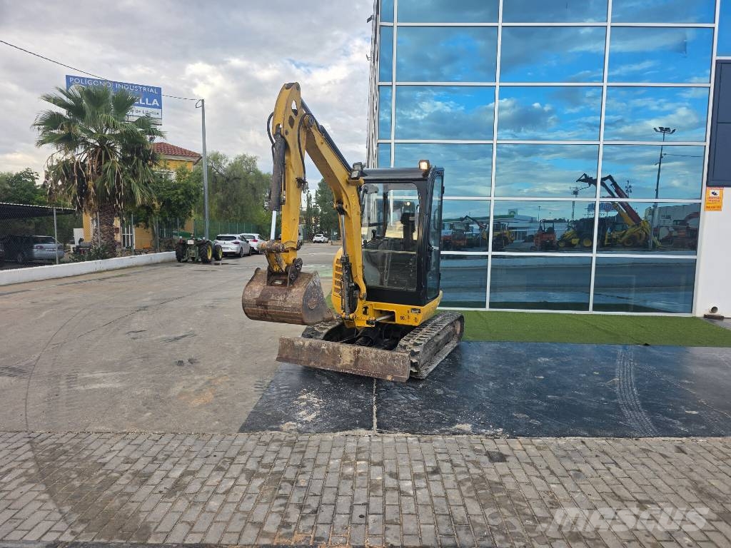 CAT 302.7 CR Mini excavators < 7t (Mini diggers)