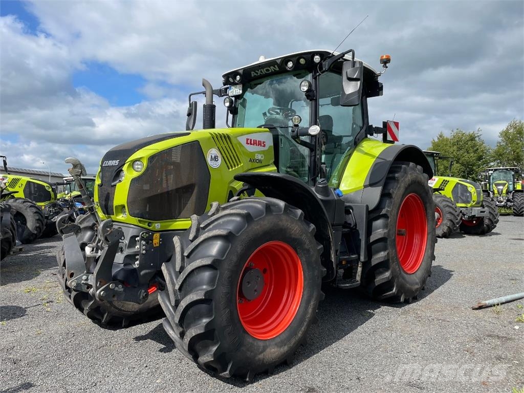 CLAAS Axion 810 CM 트랙터