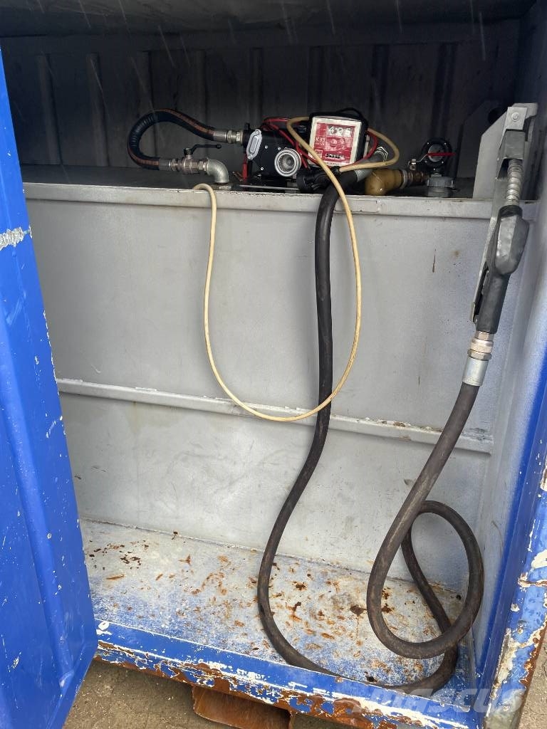 dieseltank 2 Serbatoi per carburante e additivi