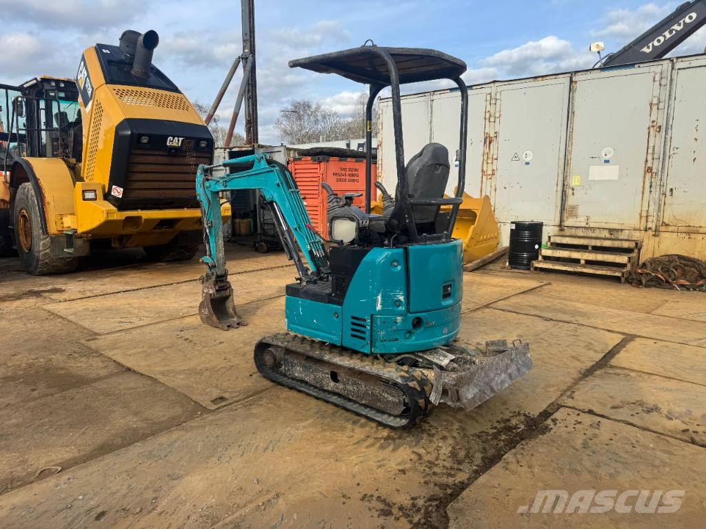 で Hitachi ZX 17 U, 2017, Roelofarendsveen, Zuid-Holland, Netherlands