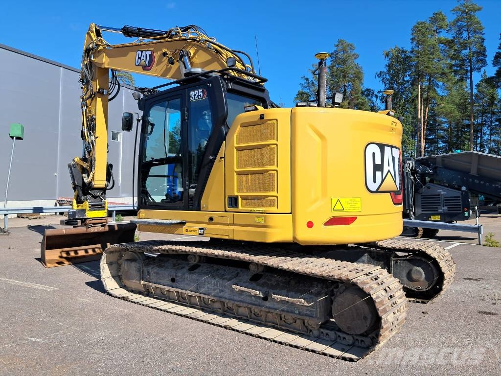 CAT 325 Telakaivukoneet
