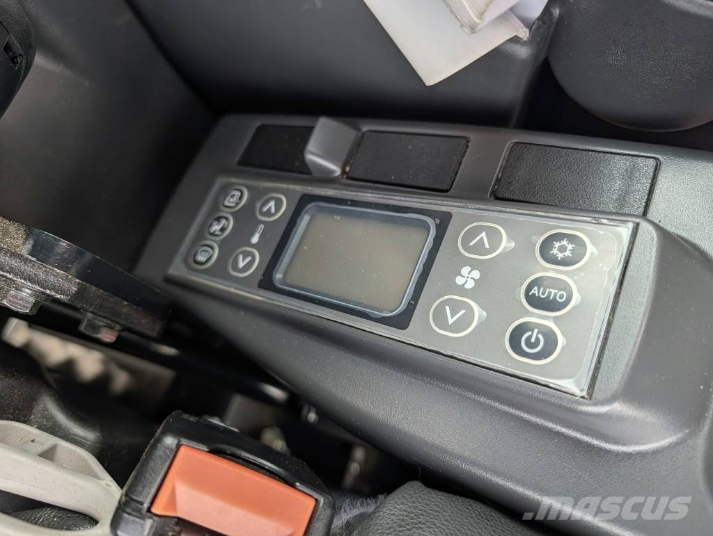 CASE CX 90 D Midigrävmaskiner 7t - 12t