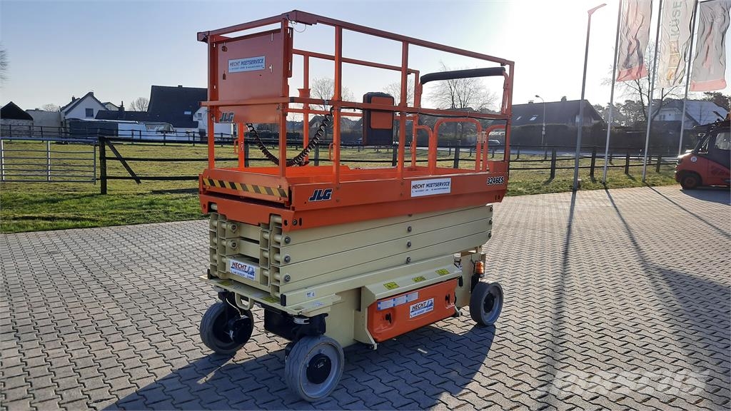 JLG 3246ES only for rent / nur zu mieten 剪叉式升降机