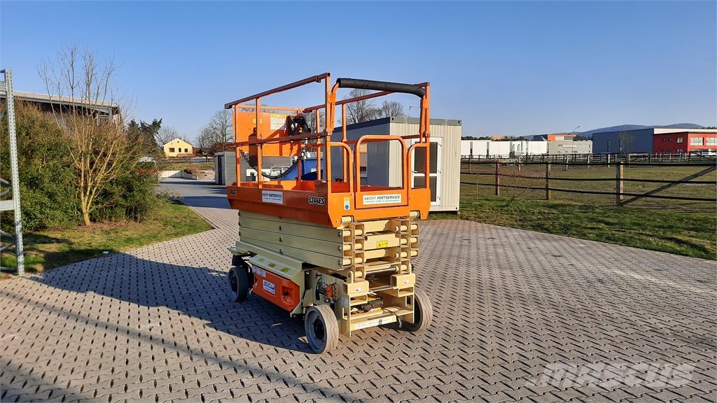 JLG 3246ES only for rent / nur zu mieten 剪叉式升降机