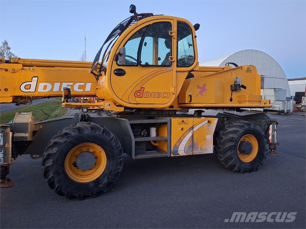 Dieci Pegasus 45.21 مناولات متداخلة