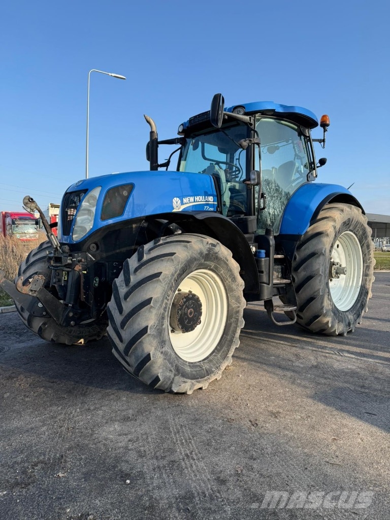 New Holland T 7.250 Traktorid