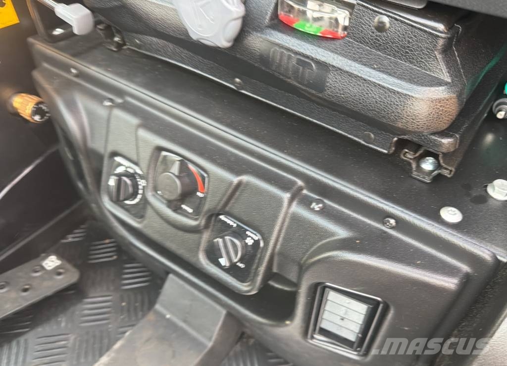 Kärcher MC 50 كناسات