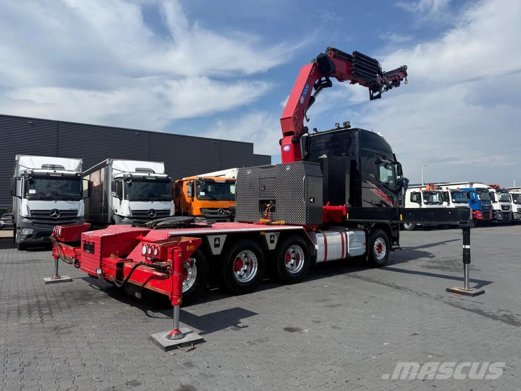 Volvo FH 16.750 FH 8x4*4 / Retarder + HMF 5020-K6 + Flyj Dragbilar