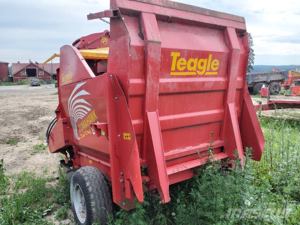 TEAGLE Tomahawk 8550 Desmenuzadoras, cortadoras y desenrolladoras de pacas