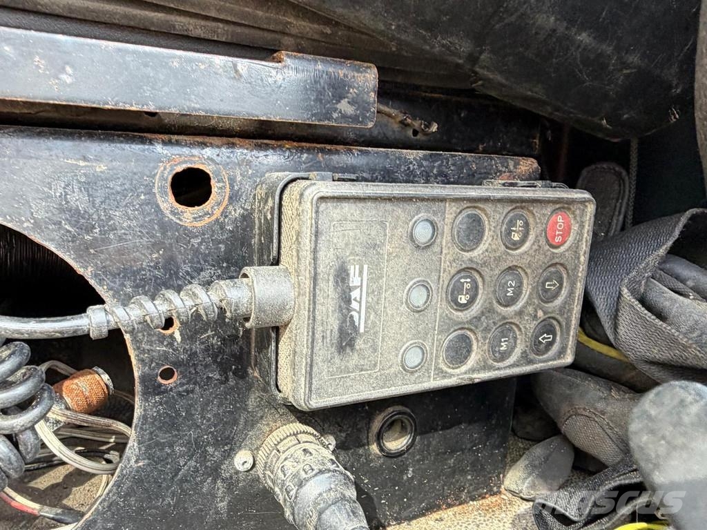 DAF XF 105.410 Tractor - 6 Cylinder - Euro 5 - Full Sp 트랙터 유닛