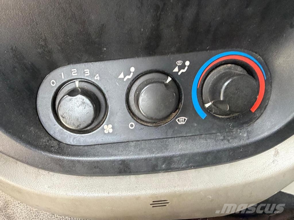 DAF XF 105.410 Tractor - 6 Cylinder - Euro 5 - Full Sp 트랙터 유닛