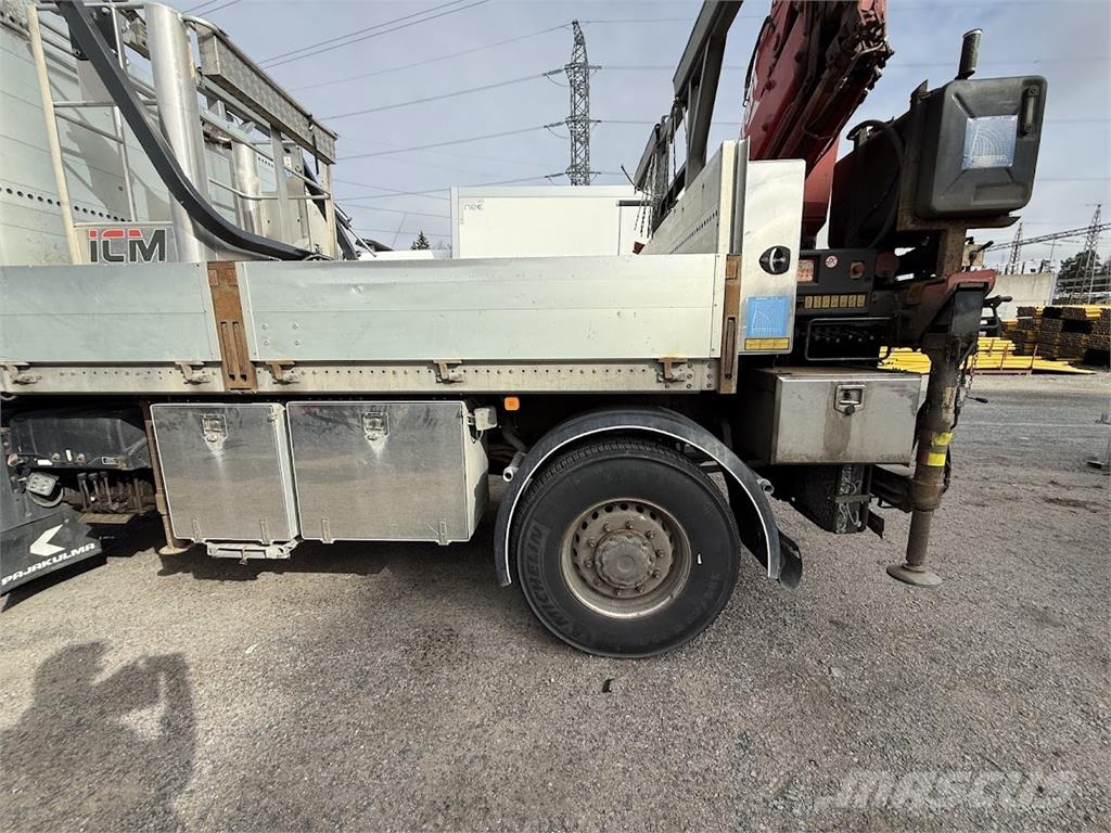 MAN TGM 13.250 4X4 Camiones grúa