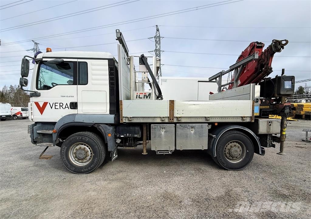 MAN TGM 13.250 4X4 Camiones grúa