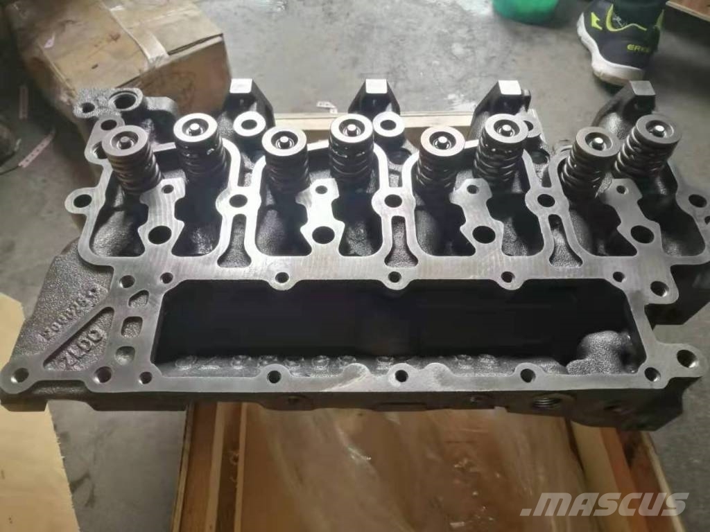 Cummins 4B Cylinder Head 3933370 3967430 3927330 3966448 3 Motorer