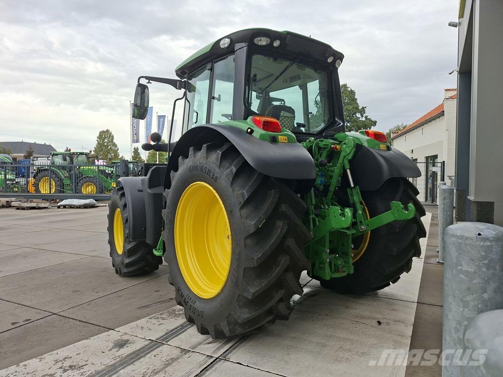 John Deere 6100M Traktoren