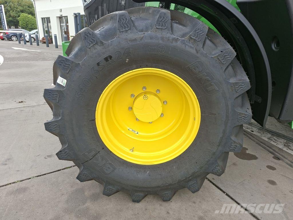 John Deere 6100M Traktoren