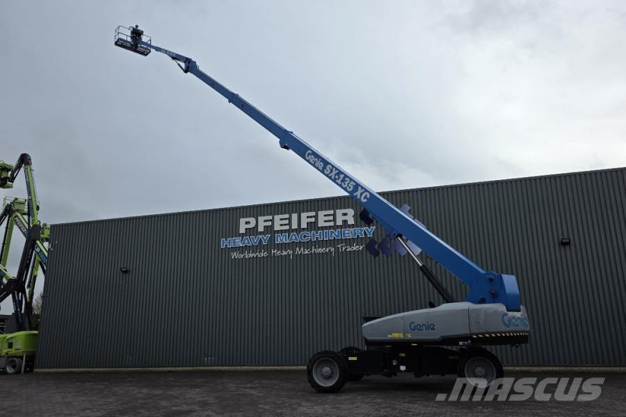 Genie SX135XC Diesel, 43m Working Height, 27.5m Reach, B Plataformas con brazo de elevación telescópico
