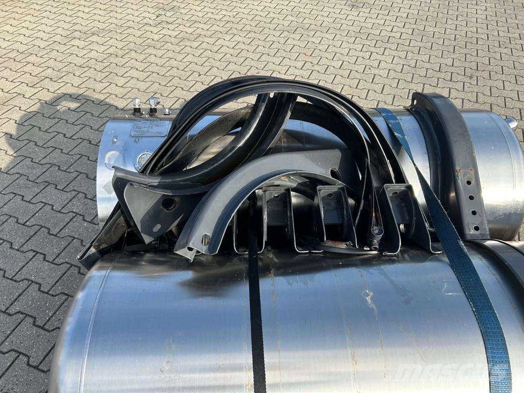 Scania LNG TANKS | TOP CONDITION | 2020 Brandstof-en toegevoegde tanks