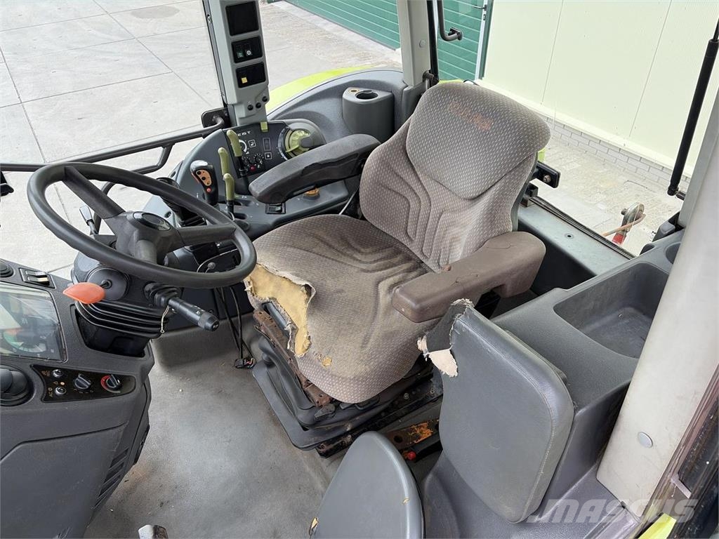 CLAAS Ares 697 ATZ Tractoren