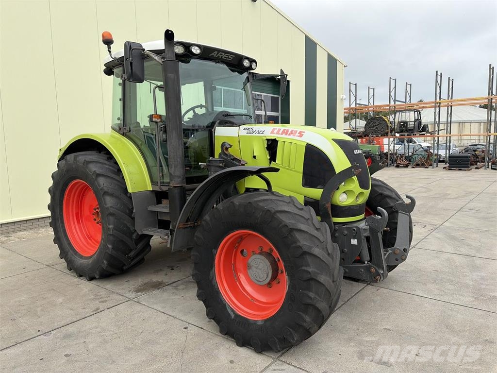 CLAAS Ares 697 ATZ Tractoren
