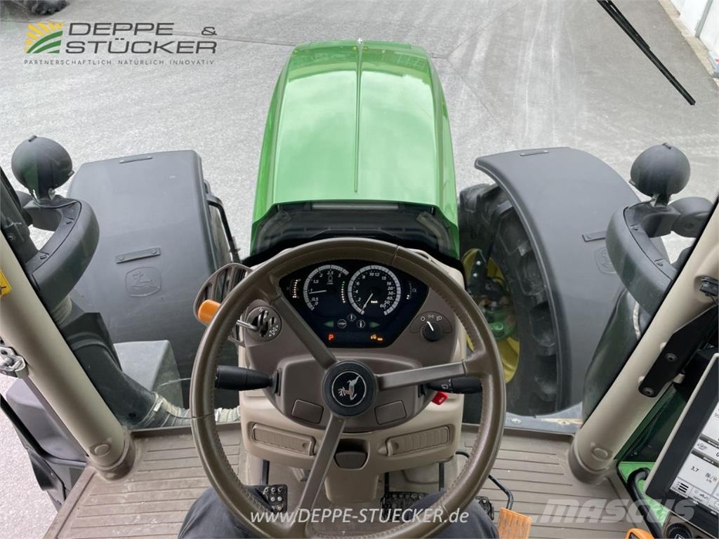 John Deere 6230R Další