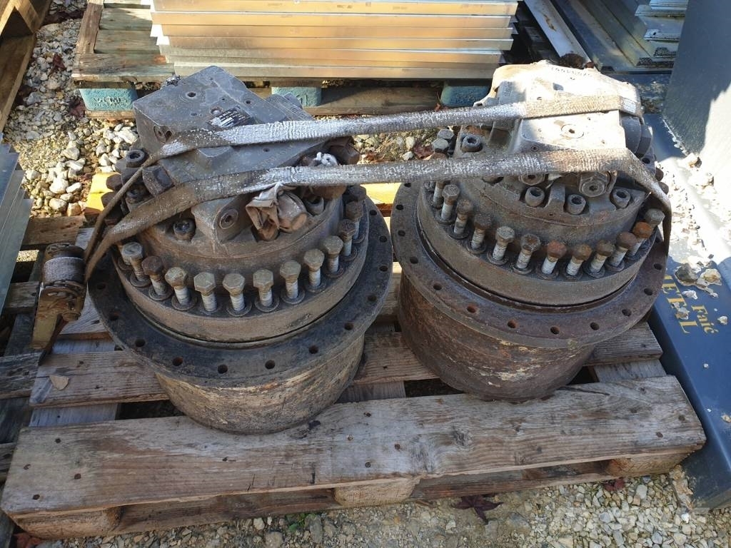 Volvo EC210C 14528930 Transmission