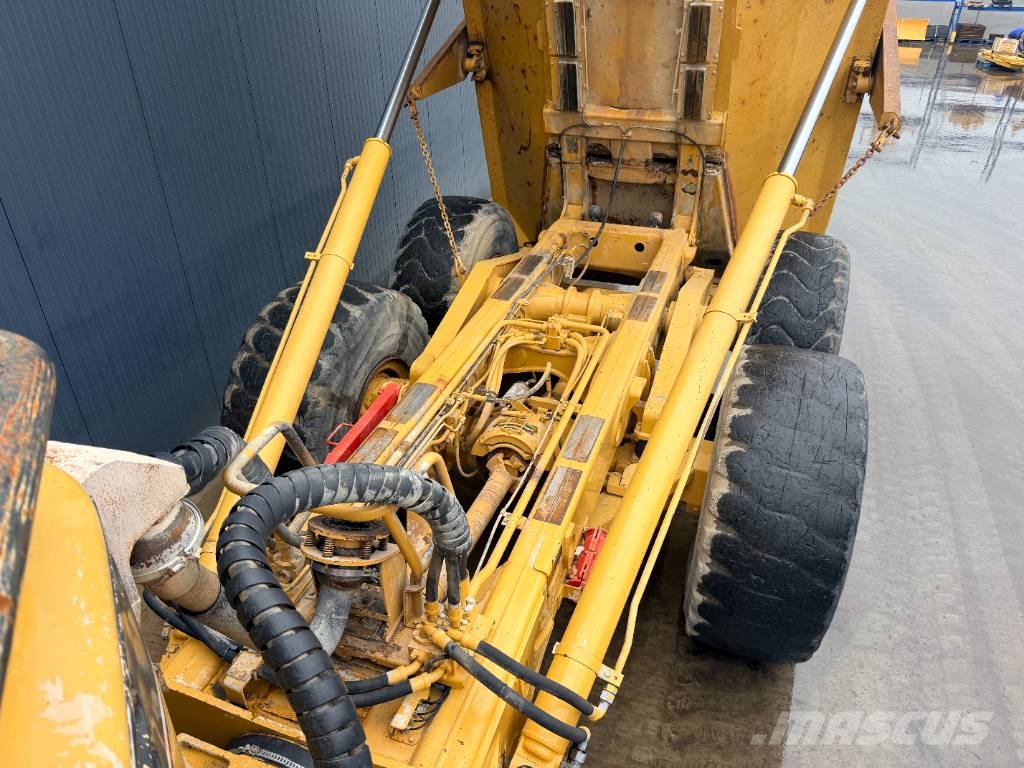 CAT 735 Zglobni demperji