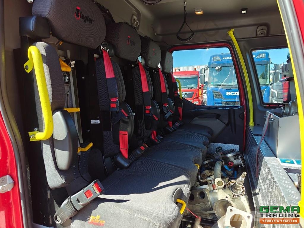 Renault MIDLUM 220.10 EXTRA LIGHT 4x2 Double Cab (6-seater Camiones de Bomberos