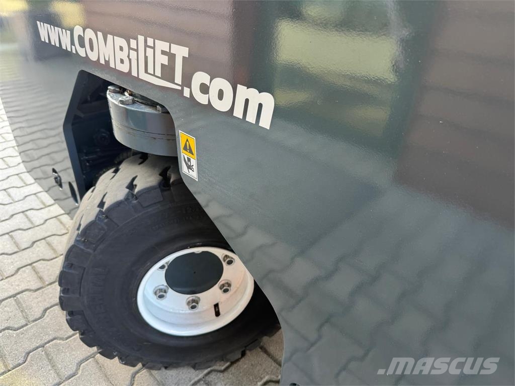 Combilift C4000 // Diesel // 2004 year 4-way reach trucks