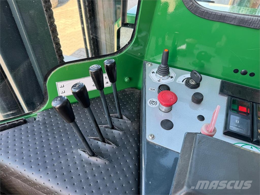 Combilift C4000 // Diesel // 2004 year Повдигач с движение в 4 посоки