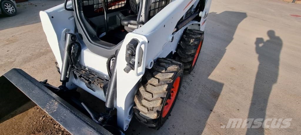 Bobcat S 510 Krautuvai su šoniniu pasukimu