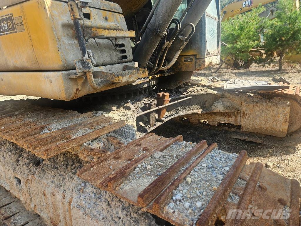 CAT 330FL 대형 굴삭기 29톤 이상