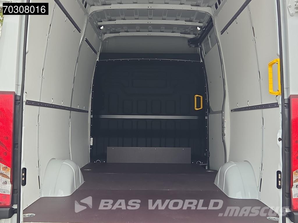 Iveco Daily 35S21 3.0L - Automático - 210CV - L2H2 - LED Furgonetas cerradas