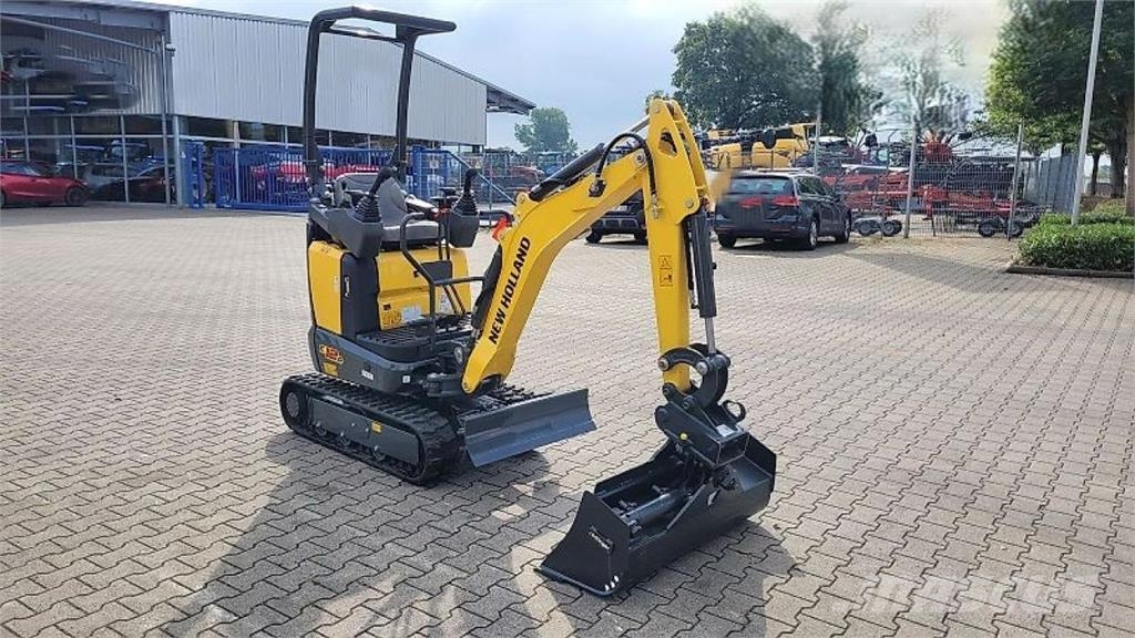 New Holland E12D حفارات بعجل