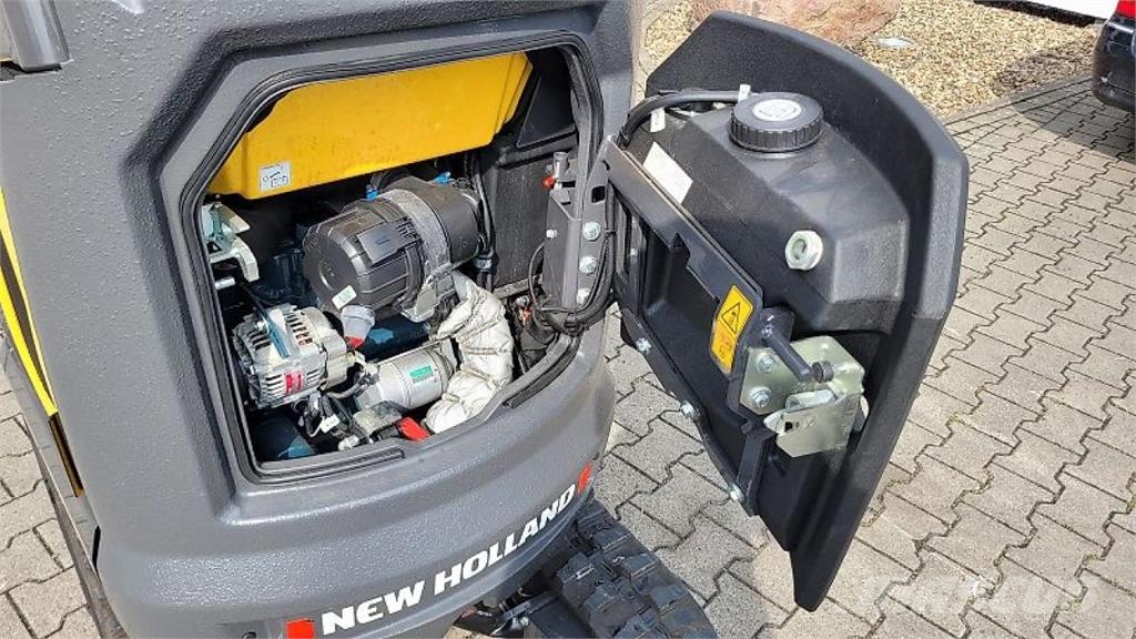 New Holland E12D حفارات بعجل