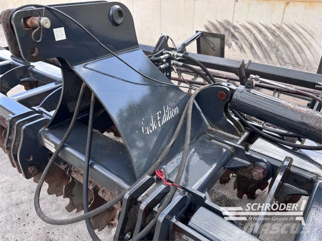 Agro-Tom ATH 6.0 | 6 METER زحافات ساحقة