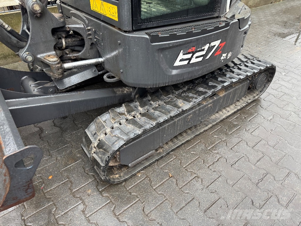 Bobcat E 27z Minigraafmachines < 7t