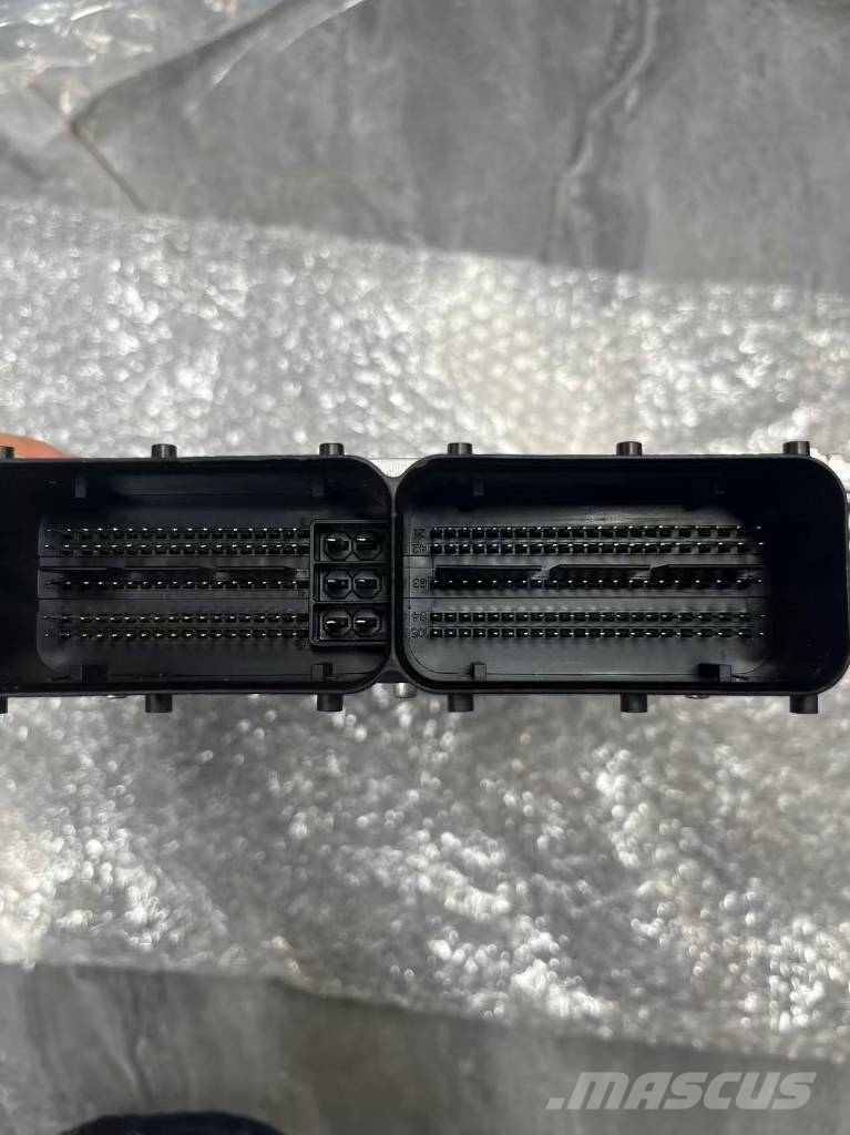 Isuzu 6hk1 ecu /ecm  8972673350 محركات