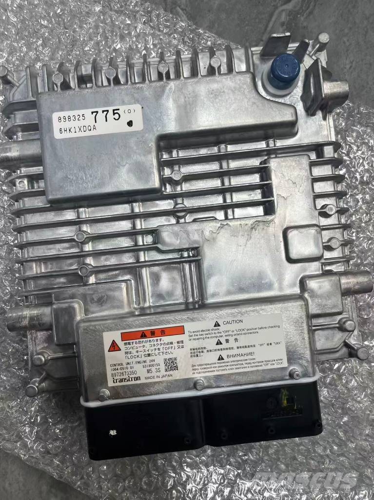 Isuzu 6hk1 ecu /ecm  8972673350 محركات