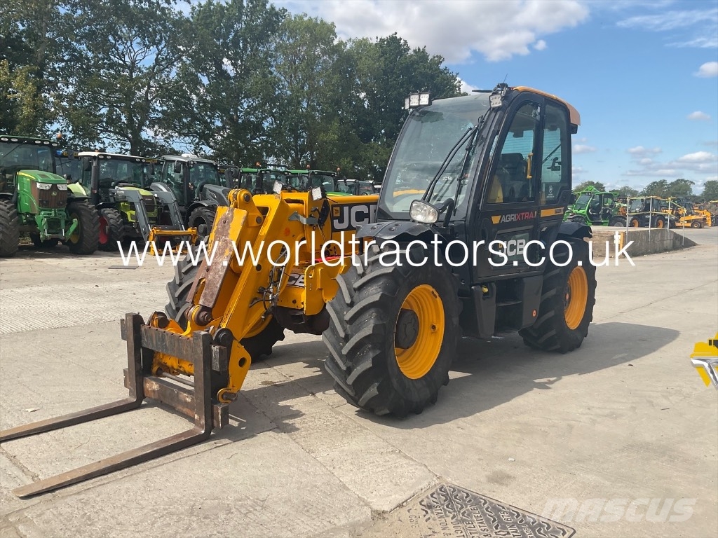 JCB 538-60 Poljoprivredni teleskopski utovarivači