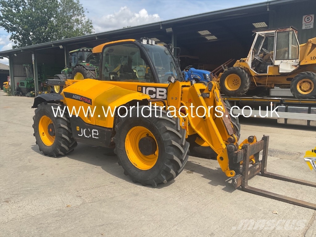 JCB 538-60 Poljoprivredni teleskopski utovarivači