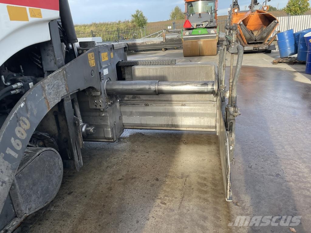 Vögele SUPER 1600-2 Машини за асфалт